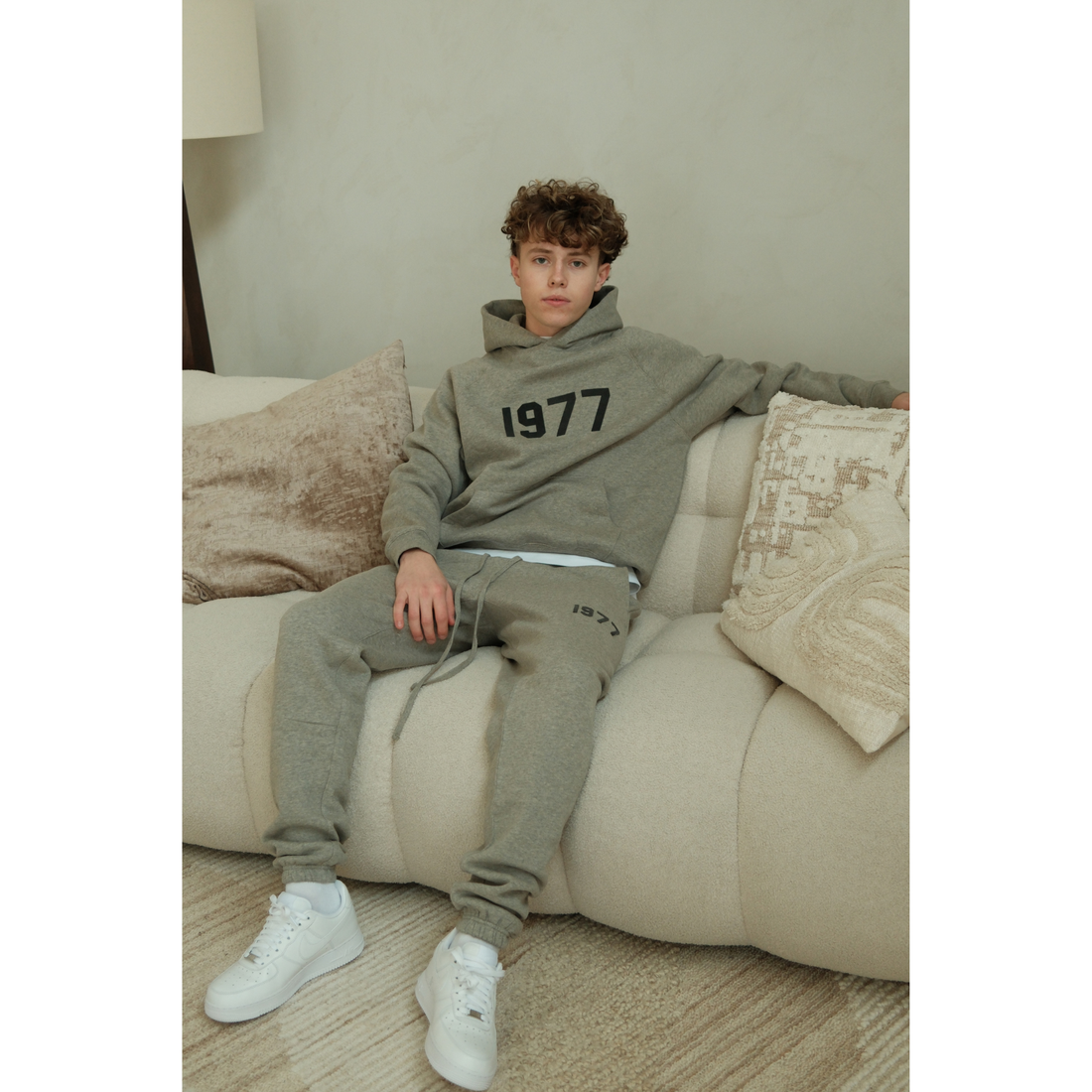 Fear of God ESSENTIALS 1977 Dark Oatmeal Hose