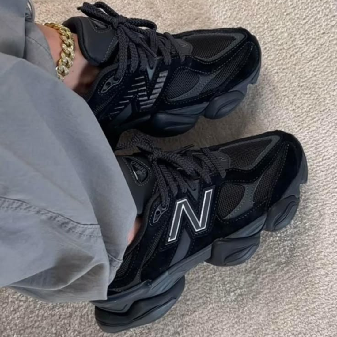 New Balance 9060 Triple Black