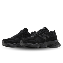 New Balance 9060 Triple Black