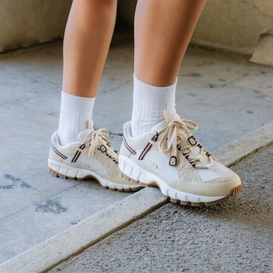 Nike Air Humara LX Jacquemus Beige (W)