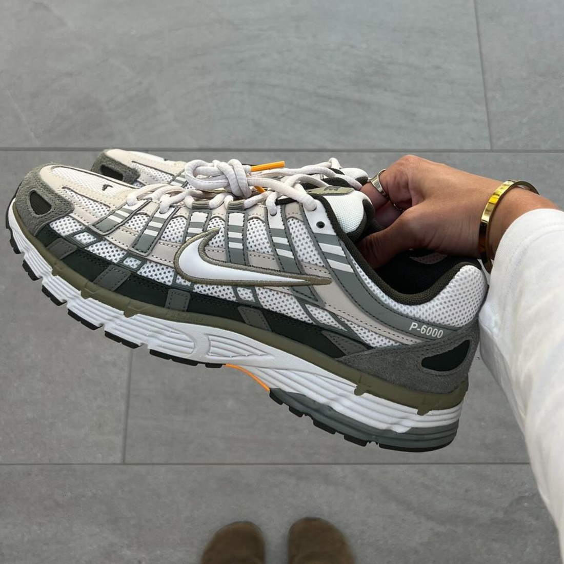 Nike P-6000 Light Army Cargo Khaki