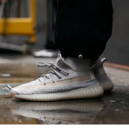 Yeezy Boost 350 V2 Static