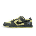 SB Dunk Low Supreme 94 Hulk - HQ8487-300