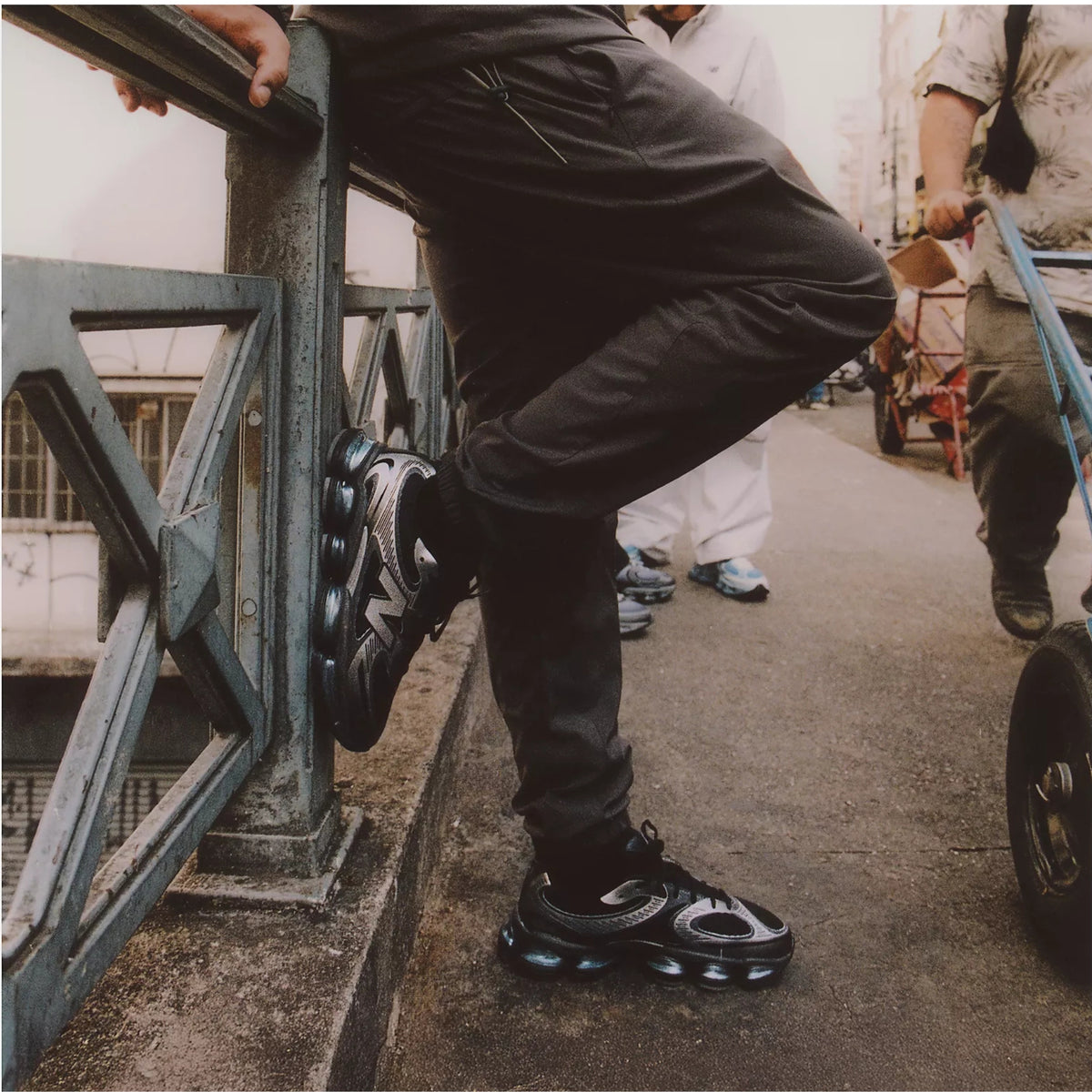New Balance Abzorb 2000 Black Grey