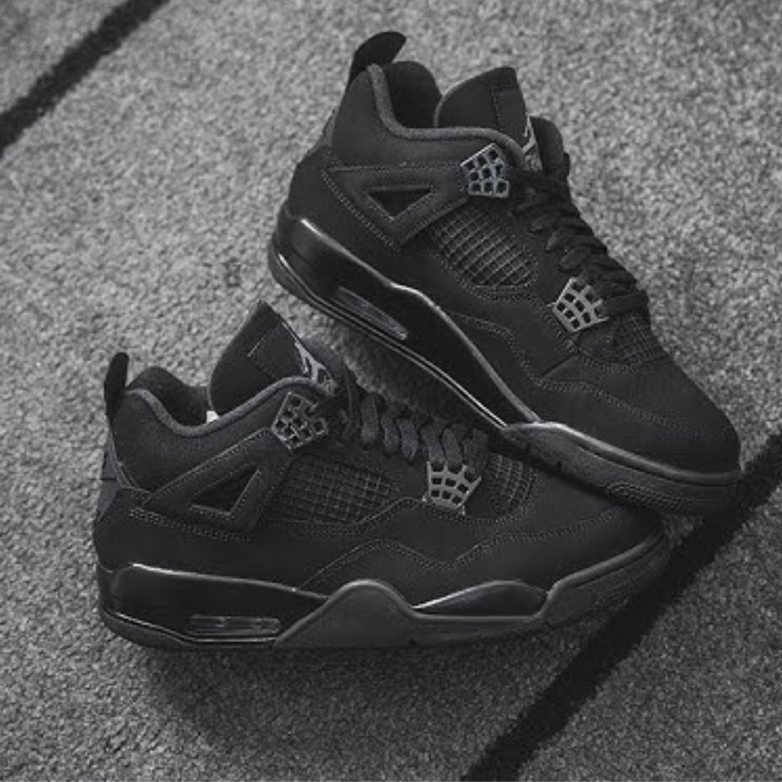 Air Jordan 4 Retro Black Cat (2025) - IB4171-010